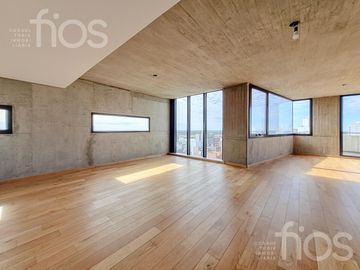 VENTA DEPARTAMENTO DE CATEGORIA, DOS DORMITORIOS CON BALCON VISTA AL RIO Y AMENITIES EN ZONA CENTRO