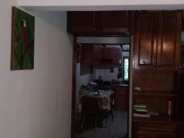 Casa en venta - 3 dormitorios 1 baño - 280mts2 - Burzaco