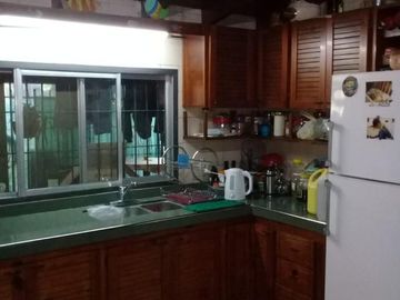 Casa en venta - 3 dormitorios 1 baño - 280mts2 - Burzaco
