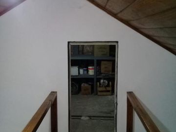 Casa en venta - 3 dormitorios 1 baño - 280mts2 - Burzaco