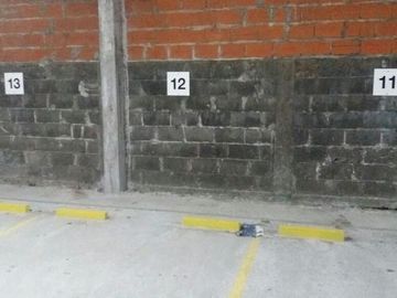 Cochera - Banfield Este
