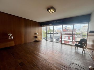 Departamento en duplex enn venta en Palermo Chico Palacio Bellini terraza y parrilla propia