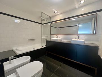 Departamento en duplex enn venta en Palermo Chico Palacio Bellini terraza y parrilla propia