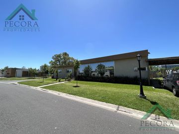 Casa - Barrio Santa Elena - Pilar del Este - Lote 303