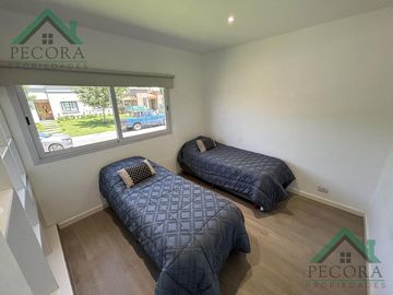 Casa - Barrio Santa Elena - Pilar del Este - Lote 303