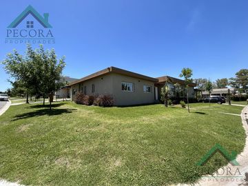 Casa - Barrio Santa Elena - Pilar del Este - Lote 303