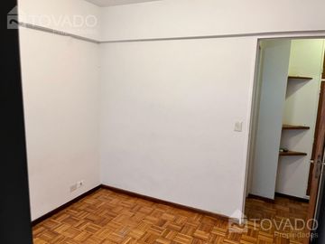 Semipiso 3 Ambientes con Doble Balcón en Piso Alto! Zona Colegiales!