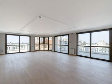 vivi en un Penthouse  ¡Esta es tu oportunidad! Rodas Palacio te espera ...