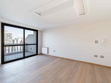 vivi en un Penthouse  ¡Esta es tu oportunidad! Rodas Palacio te espera ...