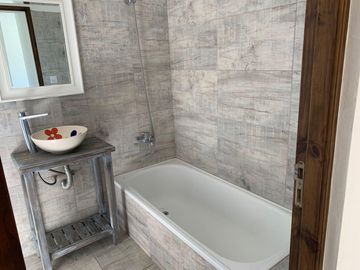 Casa en venta Barrio San Ramón Lote int. 3 dorm. Ppal. en Suite. Pilar del Este