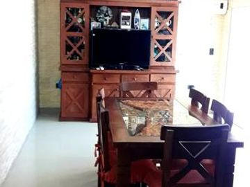 Casa - Claypole
