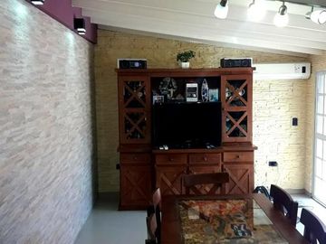 Casa - Claypole