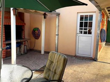 Casa - Claypole
