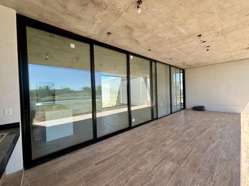 VENTA CASA SAN SEBASTIAN AREA 10 - 4 AMBIENTES