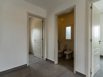 casa a estrenar a la venta en lujan Everlinks uf 210