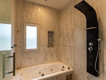 casa a estrenar a la venta en lujan Everlinks uf 210
