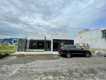 casa de 1 planta en venta costa de oro