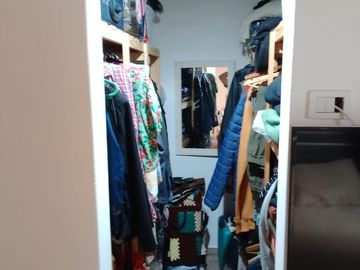 Casa en venta - 3 Dormitorios 3 Baños - 330Mts2 -  La Plata