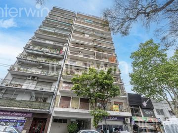 Departamento de 3 ambientes   dependencias de servicio - Flores - VENTA