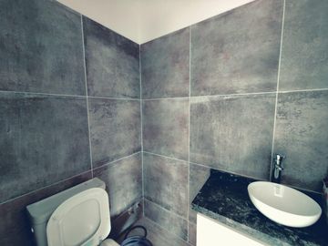 Casa con pileta en San Ramon Pilar del Este