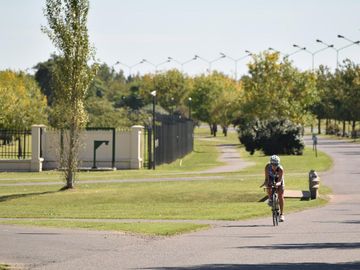 Casa con pileta en San Ramon Pilar del Este