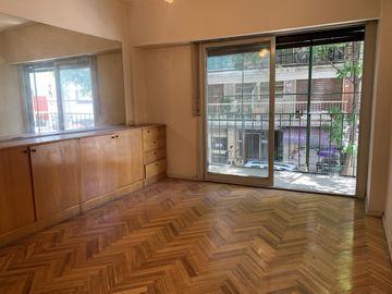 Departamento 3 amplios ambientes apto profesional a sólo 1 cuadra de Cabildo