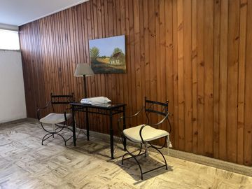Departamento 3 amplios ambientes apto profesional a sólo 1 cuadra de Cabildo