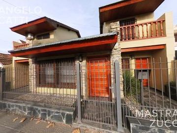 Matheu 1191 - Banfield Este