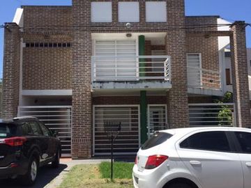Casa en Venta en 528/12 Y 13 La Plata - Alberto Dacal Propiedades