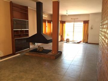 Casa en Venta en 528/12 Y 13 La Plata - Alberto Dacal Propiedades