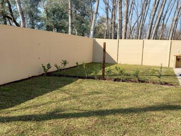 Departamento en venta 3 amb. con Jardin a 3 cuadras de panamericana.
