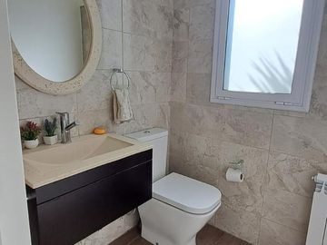 Casa en Venta y/o alquiler en La Primavera,