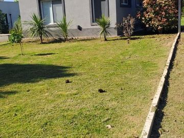 Casa en Venta y/o alquiler en La Primavera,
