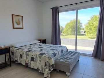 Casa en Venta y/o alquiler en La Primavera,