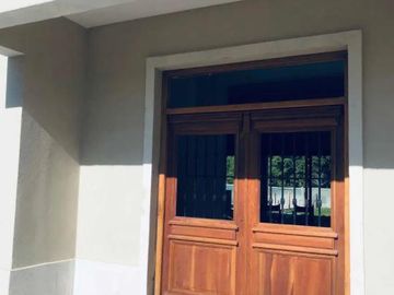Casa en venta - 3 dormitorios 4 baños - 225mts2 - Coronel Brandsen