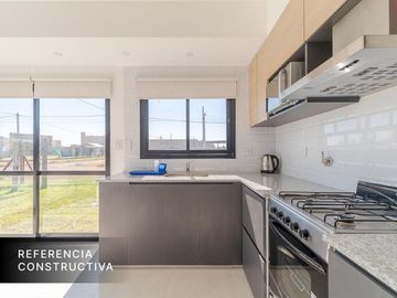 Casa de 2 dormitorios a estrenar de oportunidad