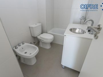 OPORTUNIDAD!! Departamento 2 ambientes A ESTRENAR balcón