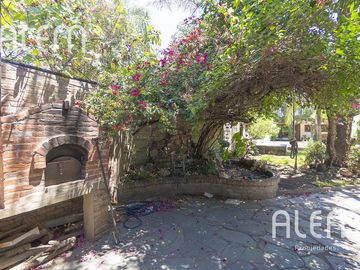 CASA EN VENTA ALEM 400 - LOMAS DE ZAMORA