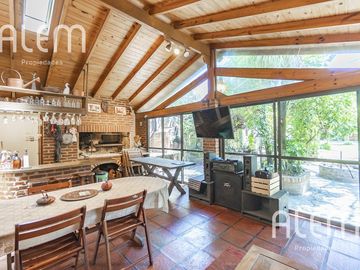 CASA EN VENTA ALEM 400 - LOMAS DE ZAMORA
