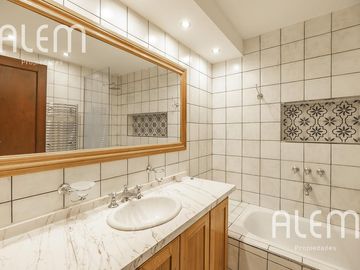 CASA EN VENTA ALEM 400 - LOMAS DE ZAMORA