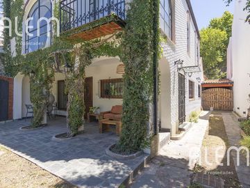 CASA EN VENTA ALEM 400 - LOMAS DE ZAMORA