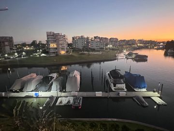 Venta Departamento 2 dormitorios con Terraza y Pileta propia en  Acqua Río