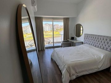 Venta Departamento 2 dormitorios con Terraza y Pileta propia en  Acqua Río