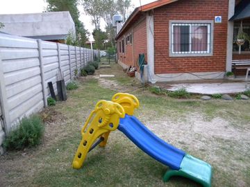 Casa en venta - 6 dormitorios 5 baños - Cochera - 900mts2 - San Bernardo Del Tuyú