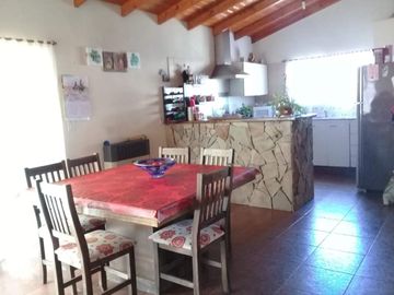 Casa en venta - 6 dormitorios 5 baños - Cochera - 900mts2 - San Bernardo Del Tuyú