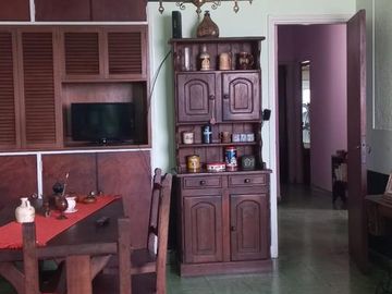 Casa en venta - 2 Dormitorios 1 Baño - Cochera - 200Mts2 - Tolosa