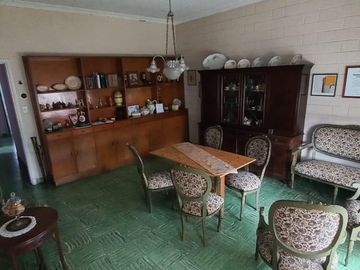Casa en venta - 2 Dormitorios 1 Baño - Cochera - 200Mts2 - Tolosa