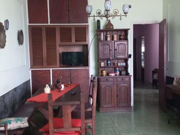 Casa en venta - 2 Dormitorios 1 Baño - Cochera - 200Mts2 - Tolosa