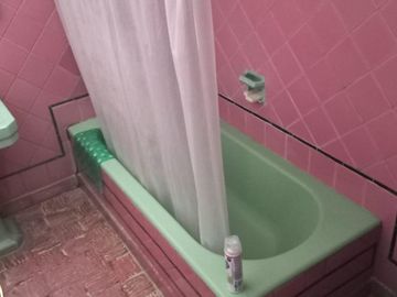 Casa en venta - 2 Dormitorios 1 Baño - Cochera - 200Mts2 - Tolosa
