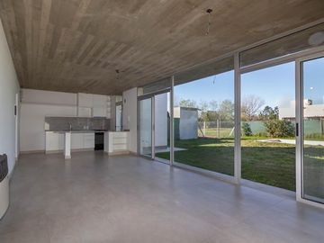 Casa 3 dormitorios en Don Mateo Funes
